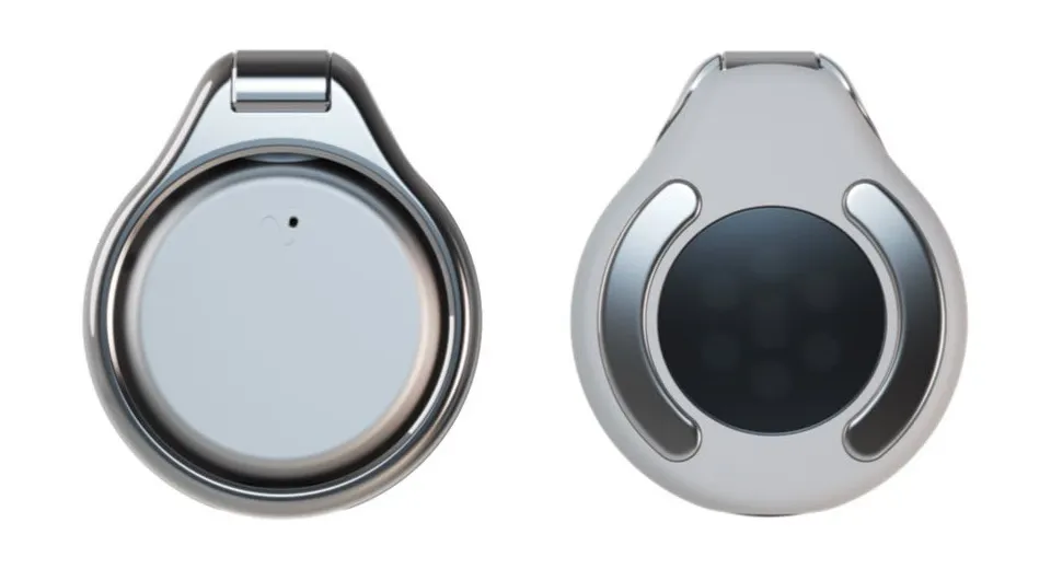 The Vire Clip in white with a silver ring